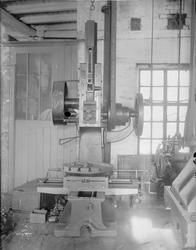 Dreiebenk på Thunes Mekaniske Verksted på Skøyen i Oslo. Mas