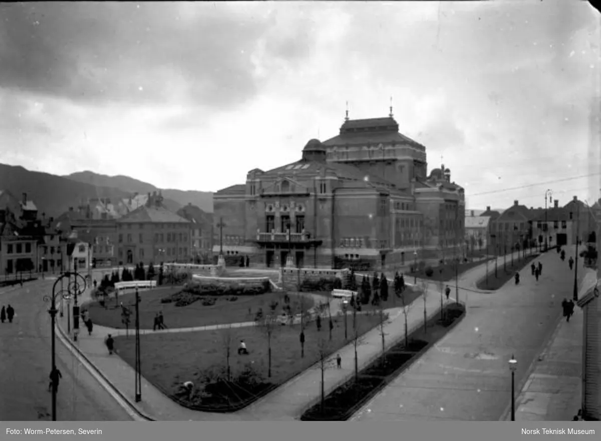 Bergen, teateret