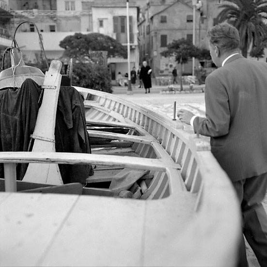 23. Italien. Fotojournal finns på B.M.A. + fotoalbum.
Samtidigt förvärv: Böcker och arkivmaterial.
Foton tagna 1959-11-04.
11 Bilder i serie.