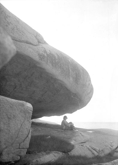 Aug 1924 Ort: Smögen, Bohuslän. Objektiv: Meijer Väder: Sol