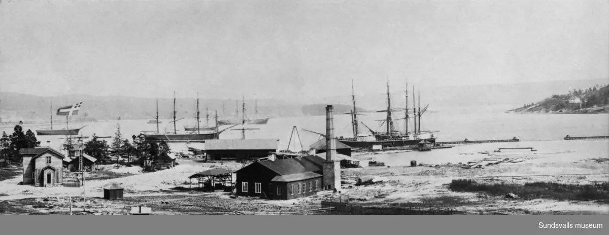 Vindskärsvarv. Sedan några år hade det inte byggts några fartyg här, men detta år 1904 kom en beställning från Danmark på en bark, som blev det sista fartyg för segeldrift som byggdes i Sundsvallsdistriktet.