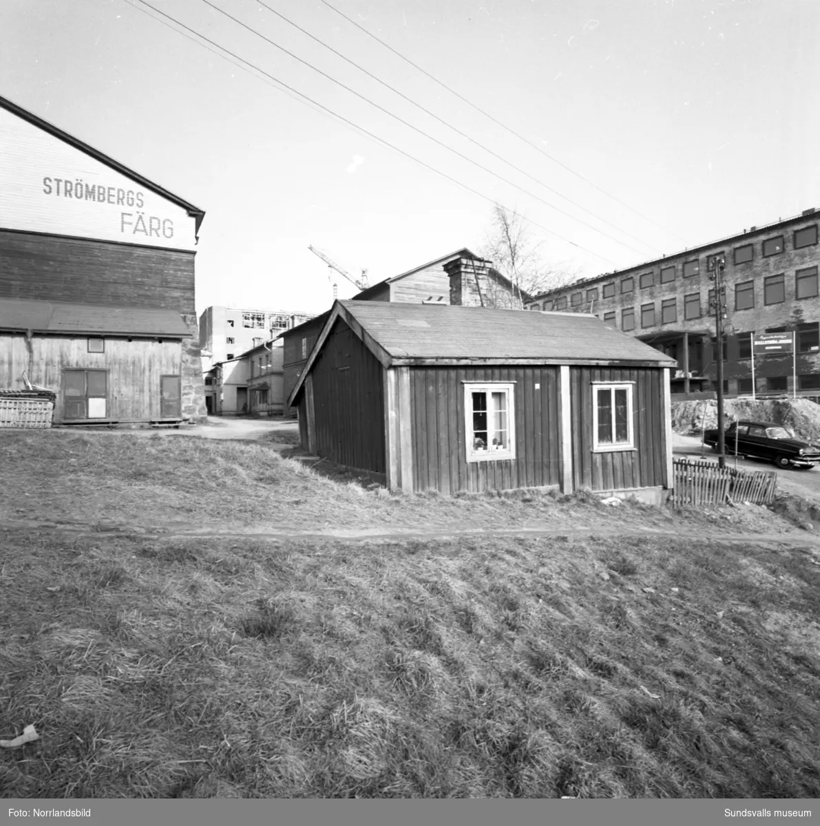 Gamla hus vid Grönborgsgatan där nya verkstadsskolan byggs.