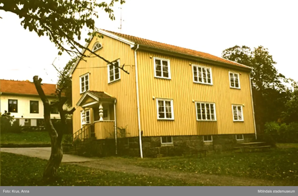Tjänstebostäder - 1935 i Lindome. Sinntorpskolan.