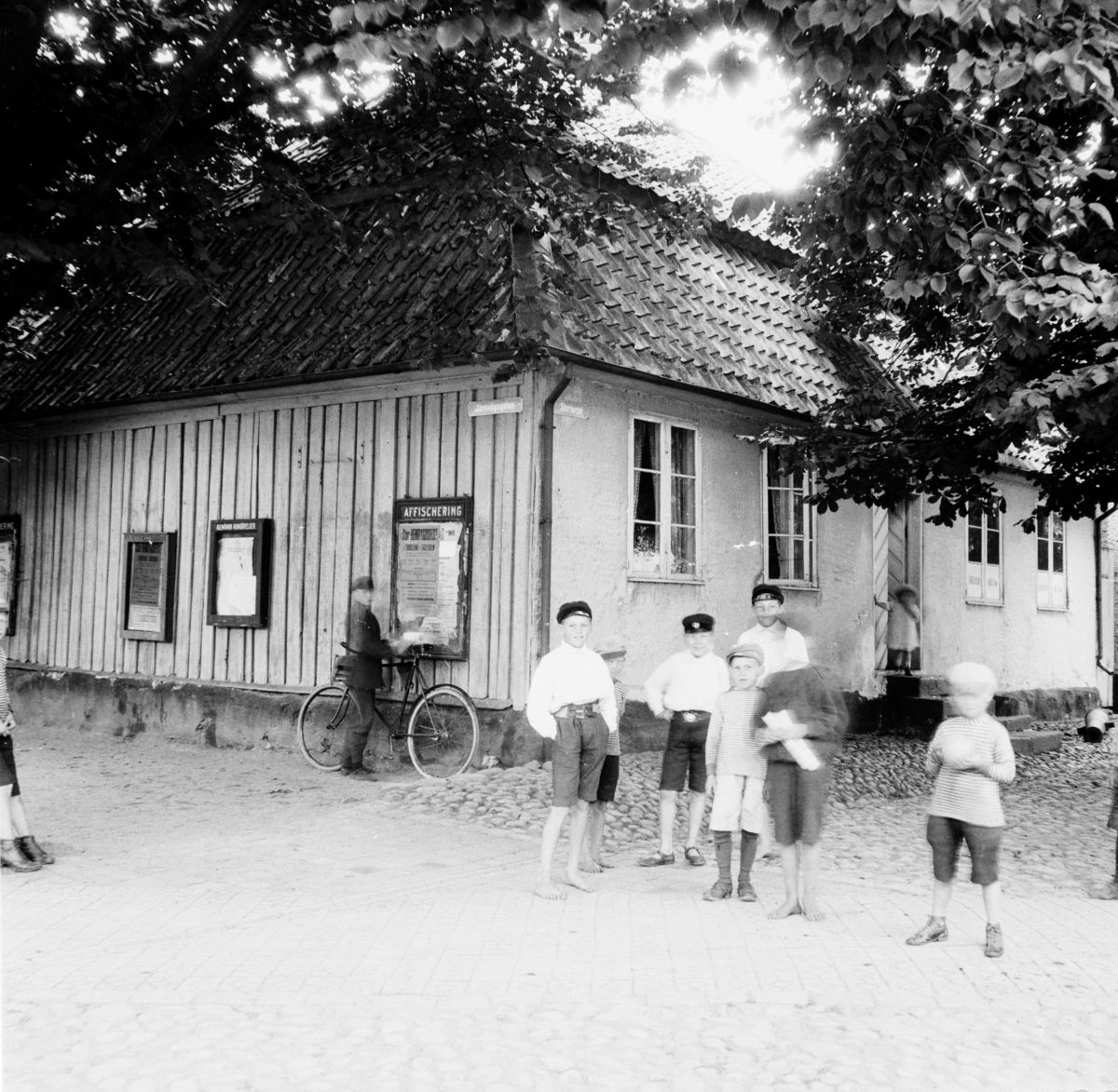Ängelholm, Skåne
Exteriör

Svensk arkitektur: kyrkor, herrgårdar med mera fotograferade av Arkitekturminnesföreningen 1908-23.