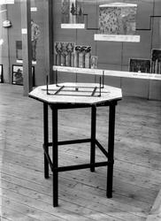 utstilling, Østfoldutstillingen, måleinstrument, bord, ur,Ø