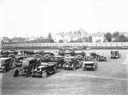 utstilling, Østfoldutstillingen, bilpark, busser, villaer,Ø