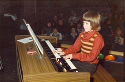 Festival i Speilet kino, høsten 1972. Yamaha musikkskole i F