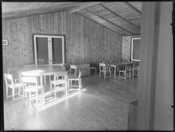 Interiør fra matsal på Feriehjemmet i Bukta i Skjeberg, 1947