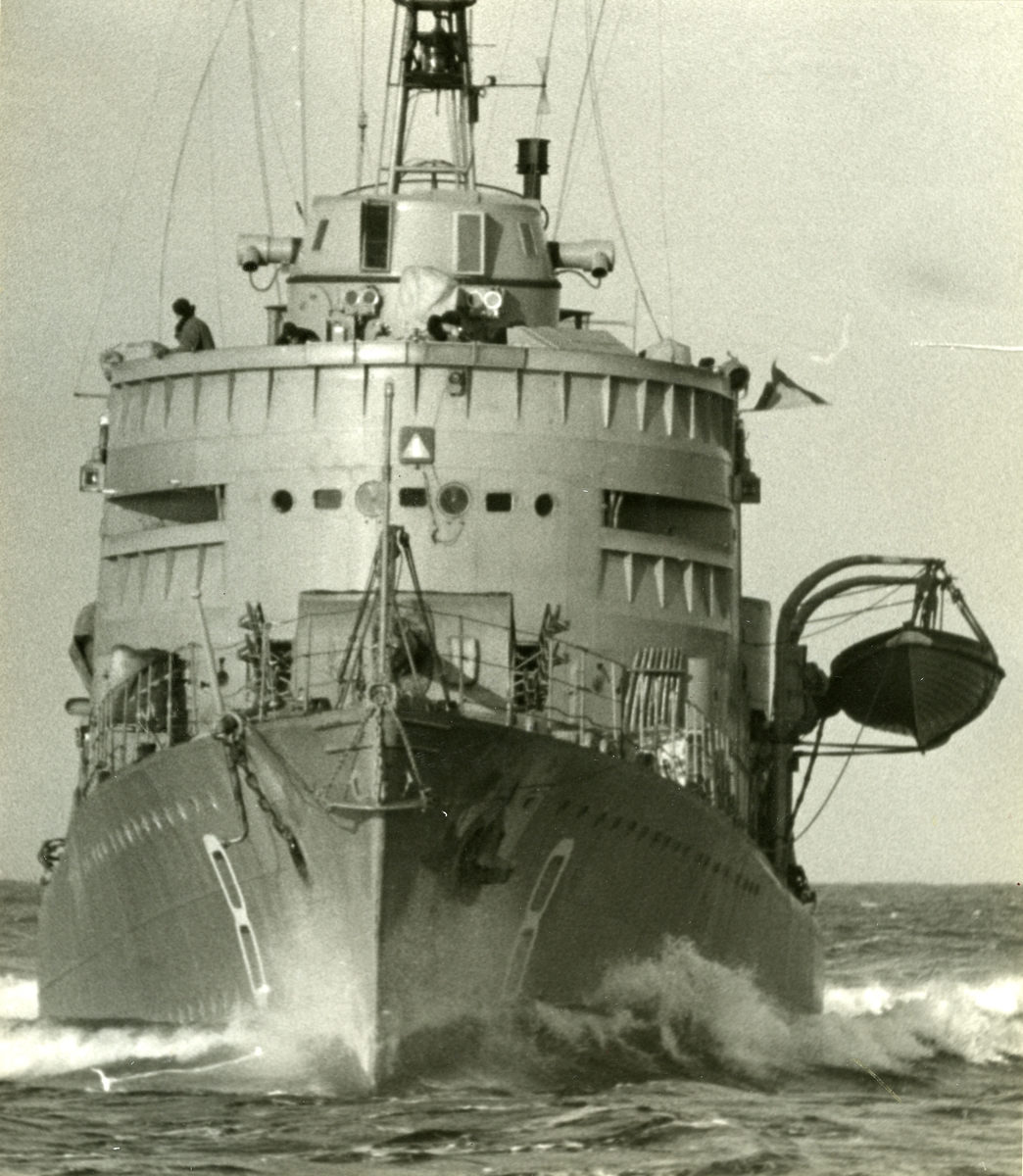 H.M. jagare Karlskrona.
Senare ändrad till fregatt.