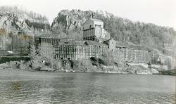 Norsk Hyperit, Valberg, bedriftbygninger. ca. 1980