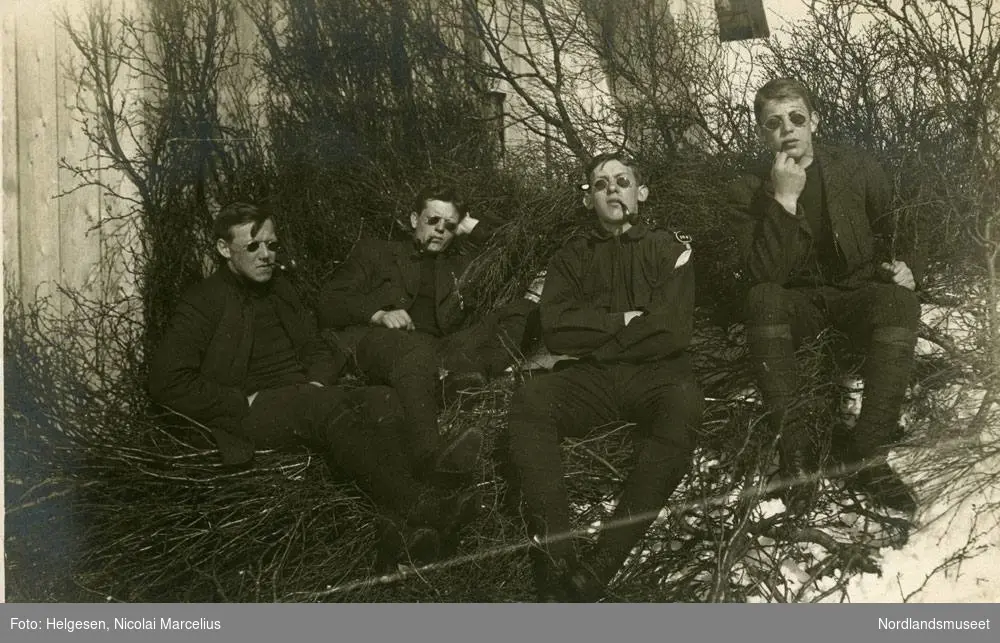 Påsketur til Vatnvatnet 1915. Henrik Andersen nr to fra venstre