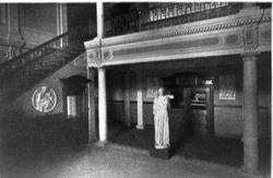 Entrance Hall - Tittel på bilde