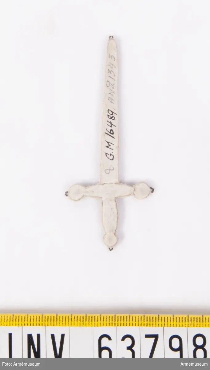 Grupp M II.
Broderat svärd för riddare med stora korset av Kungliga Svärdsorden.