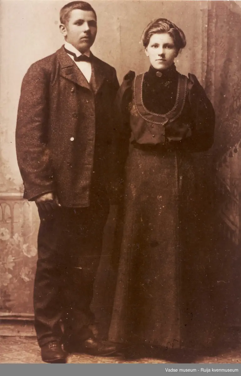 Søsknene Wilhelm Kristian Berger og Pauline Elisabeth Berger. Ca 1910-1916