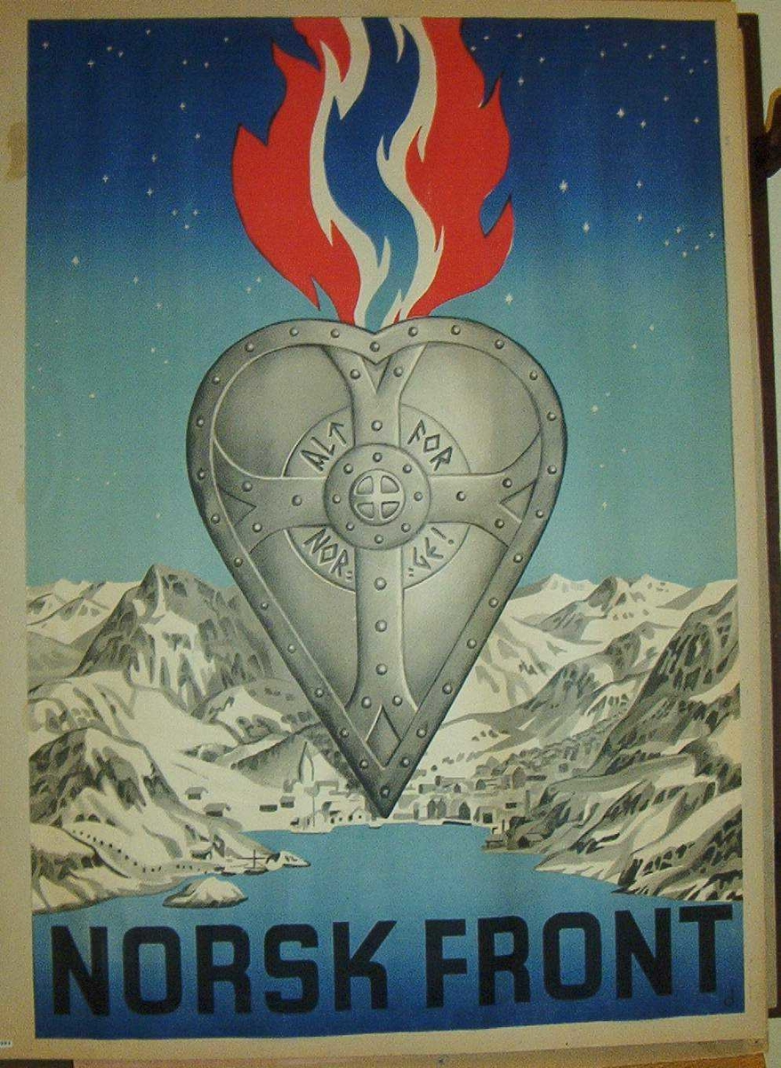 Fjell, hjerteformet skjold, røyk m/norske farger, sjø. Inngravert på skjoldet: "Alt for Norge."