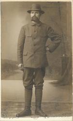 Atelierfoto av Ingvald Skjeldrup.