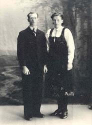 Asbjørn Tangen (f. 1917) og kona Torø Vigstad (f. 1912)