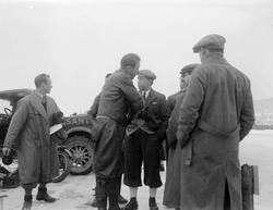 Mjøsløpet 1934. Fra billøpet. Menn. Biler.