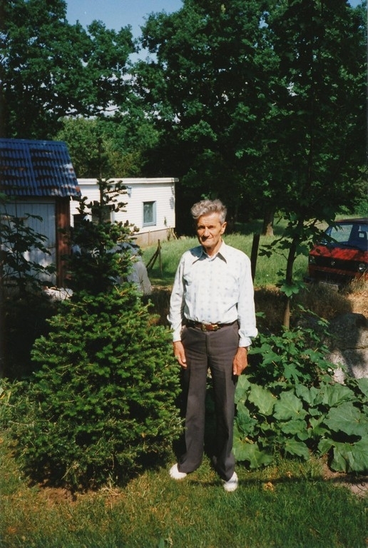 Kristoffer Tjensvoll (1923 - 2001), kalla "Kitte" i daglegtale, brukar av farsgarden 1956 - 1966.
