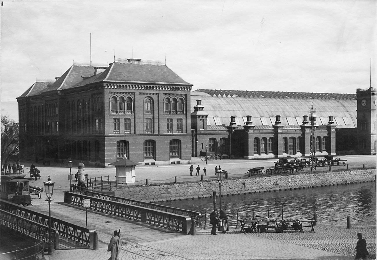 Malmö Järnvägsstation 1906. Bild från tidskriften Hemmets bildmaterial.