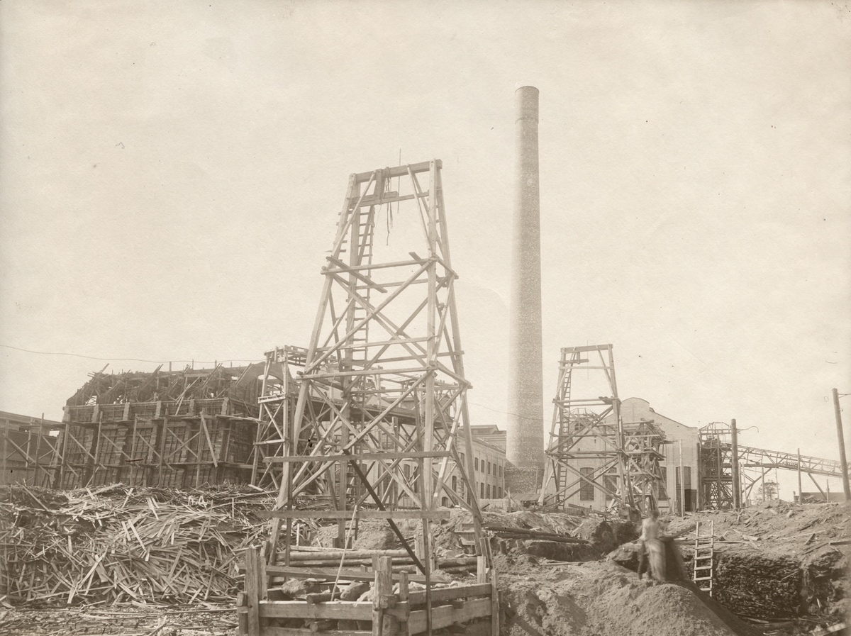 Exteriör av Norrbottens Sulfatfabrik 9 Juni 1914. Fabriken anlades 1913-1914.