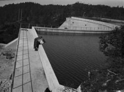 Reinset dam
