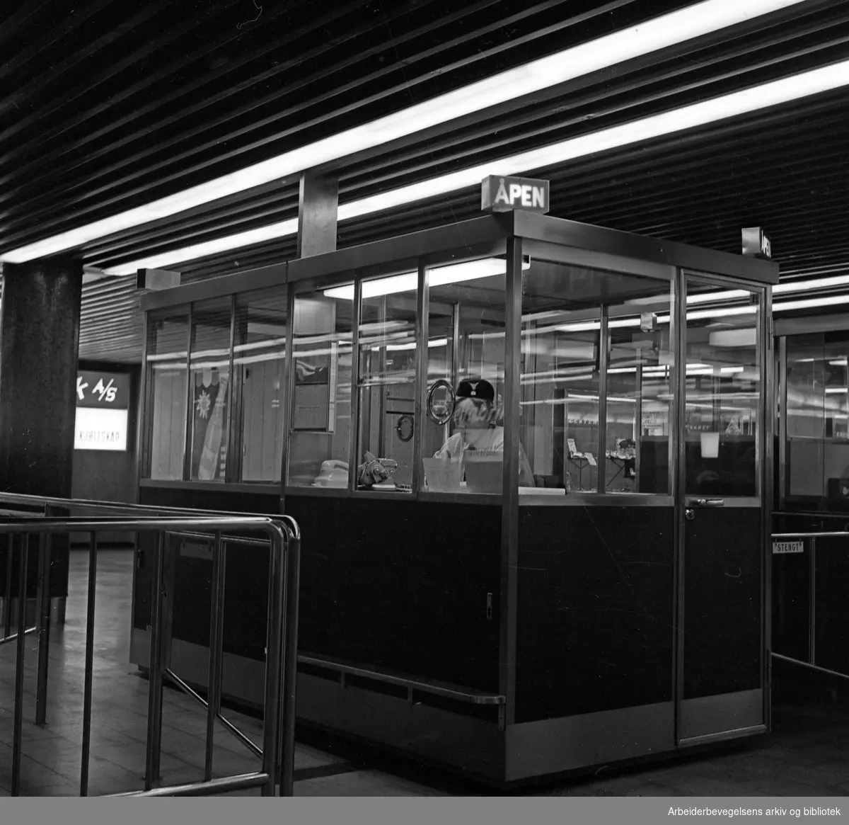 Grønland T-banestasjon, 1966.