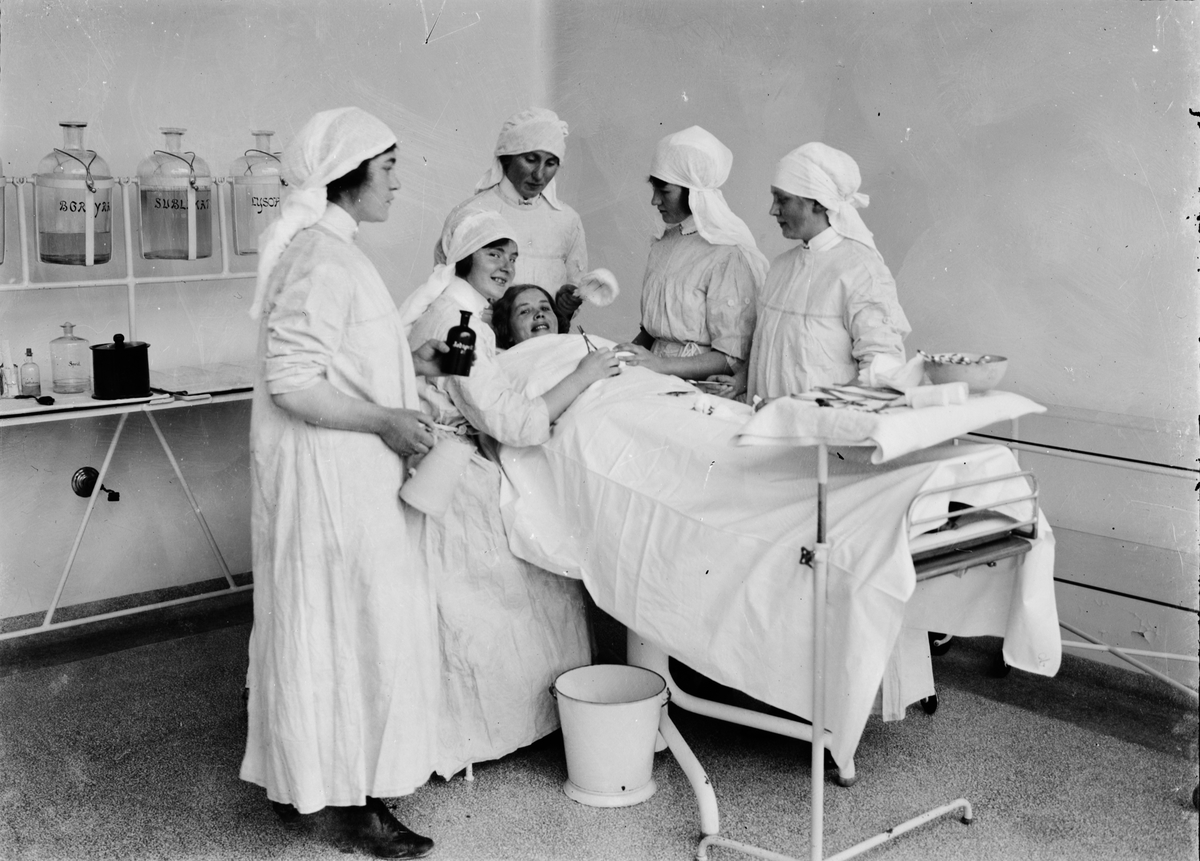 Operation på Östhammars lasarett, Uppland 1916