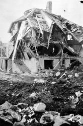 Krigen har kommet til Kristiansund. Etter nazistenes herjing