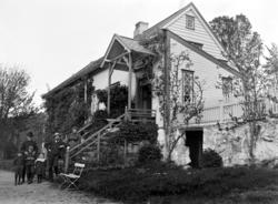 Tekst mangler. Her trenger vi hjelp av noen som kjenner seg 