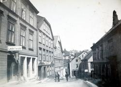 Gateparti fra den østligste delen av Storgata, sett mot øst.