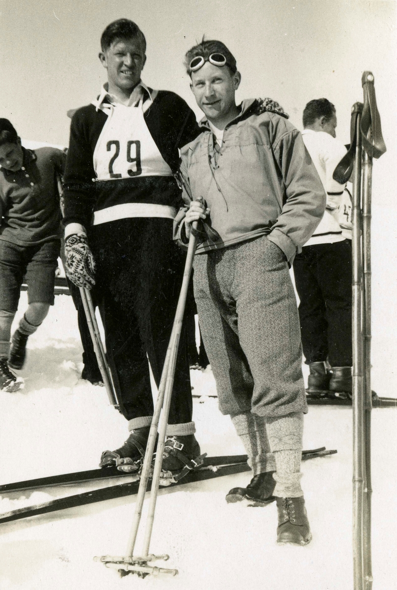 Athlete Birger Ruud with competitor