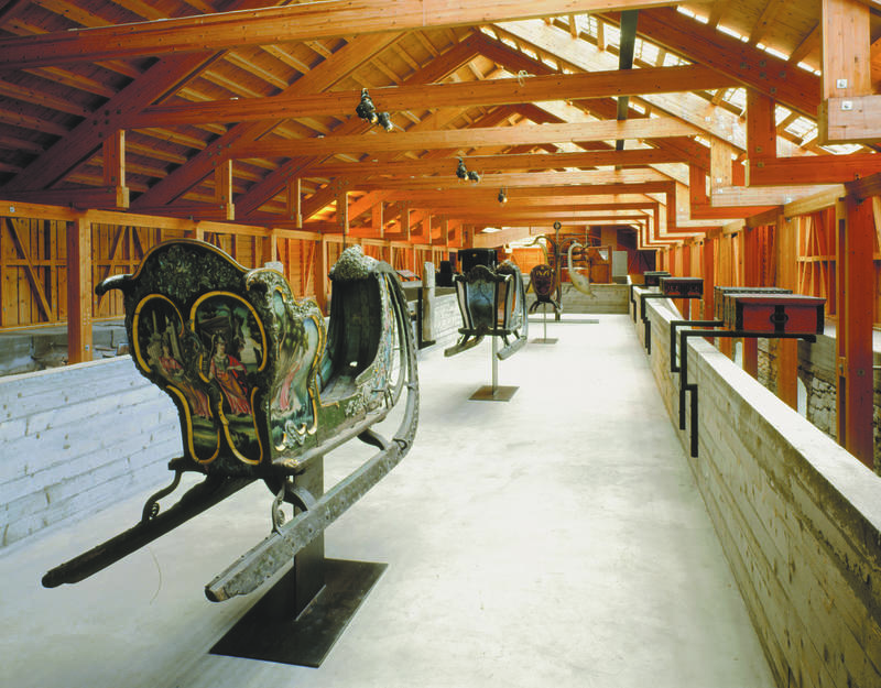 Sverre fehn's exhibiton of old sleighs in Storhamarlåven.