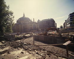 Nationalteatret tog og t-bane stasjon