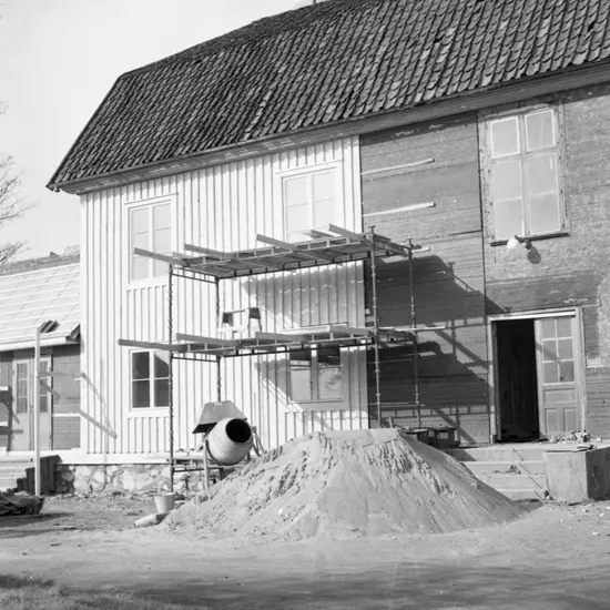 Kampagården Restaureras. Kampen, Växjö, April 1971. Fotograf: A-B ...