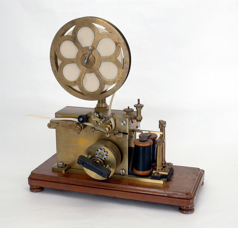 Telegrafstasjoner. Lødingen Morseapparat (Foto/Photo)