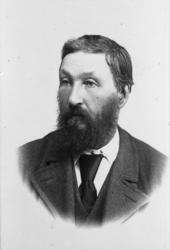 Atelierportrett av Anton Nilsen, Halvardsøy.