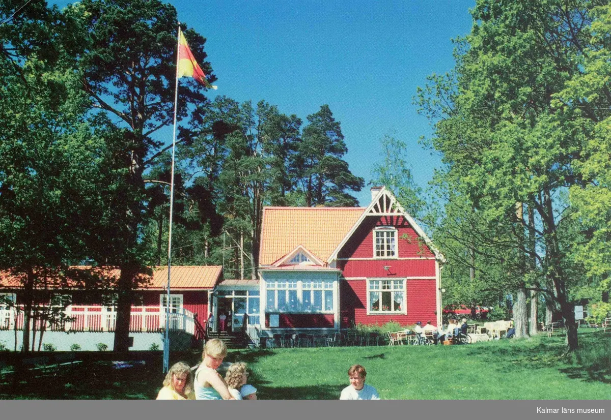 Vykort med motiv från sommarhemmet Gläntan i Västervik.