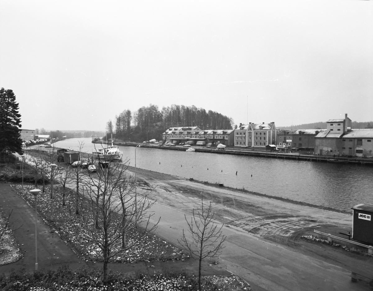 Söderhamn och kanalen