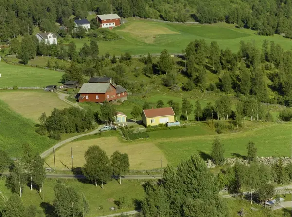 Skjerve, (samt Skjervesvea og Sørhagen) Østre Gausdal. I for