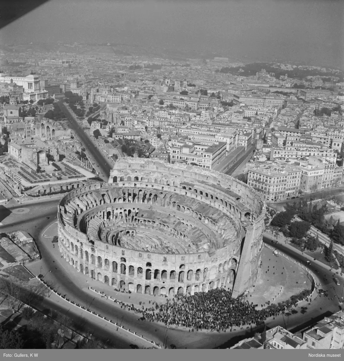 Flygbild på Colosseum i Rom.