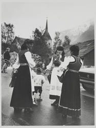 Ullensvang 17.Mai 82