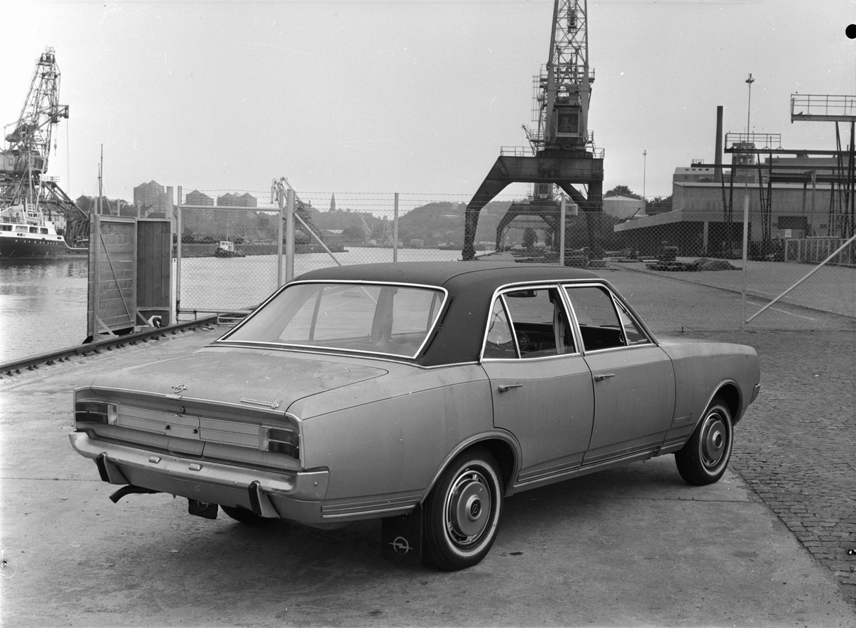 Typbesiktning. Opel (919276-8). >>