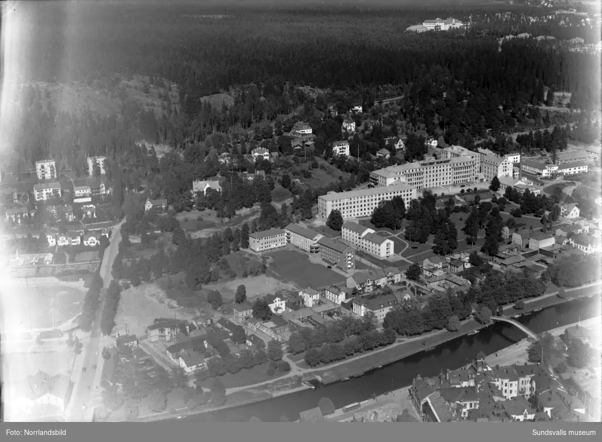 Flygfoton över Norrmalm och sjukhuset.