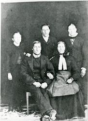 Nils og Sigrid Østgård.