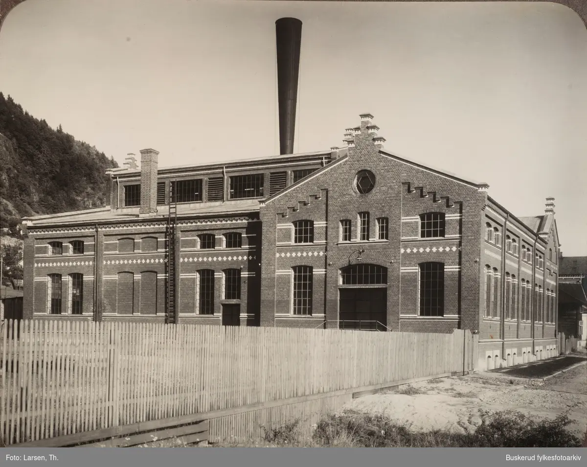 Drammen
Drammen electrisitetsverk 1893-1923
Dampcentralen ble åpnet i 1910
Wergelandsgate