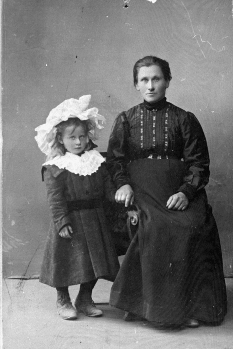 Oleanna Olsen og datteren Else