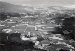 Flyfoto av Sætersbø i Sauherad