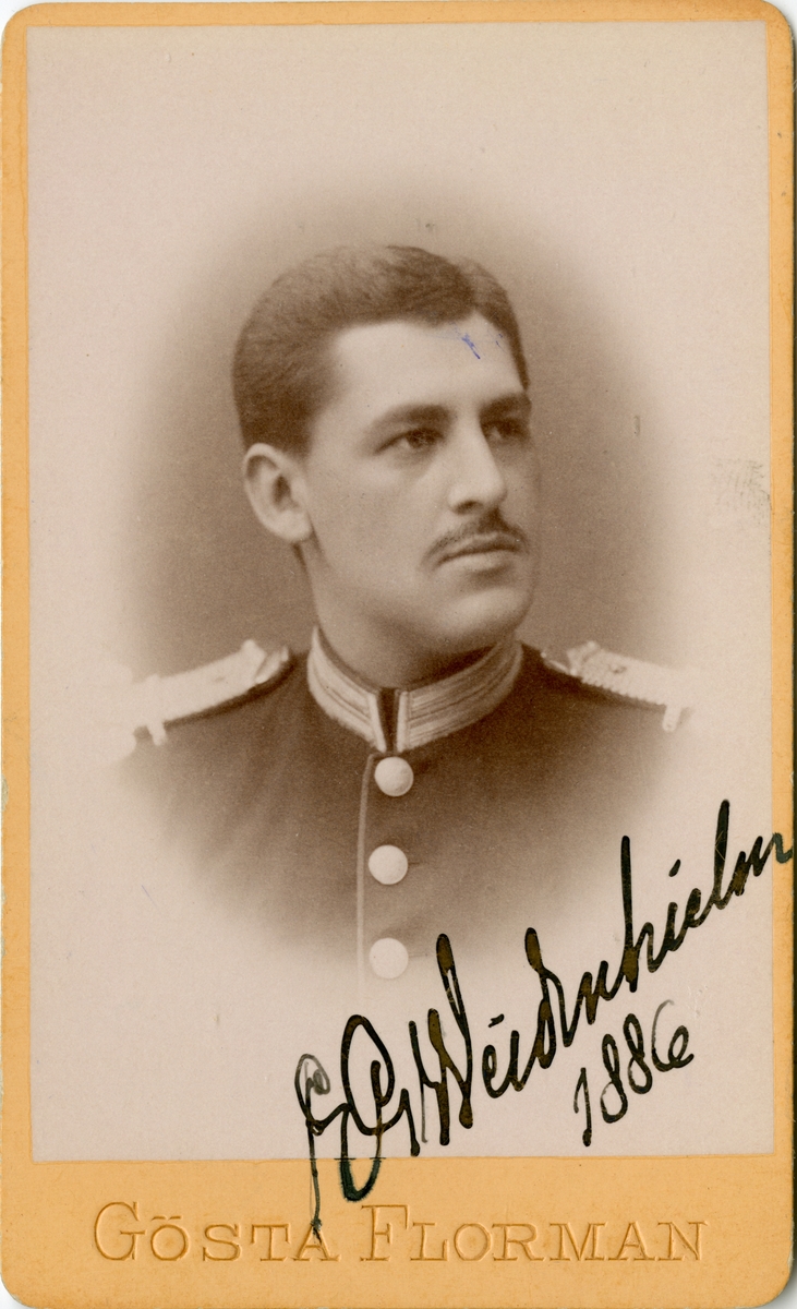 Porträtt av Ernst Gustaf Weidenhielm, underlöjtnant vid Svea livgarde I 1.