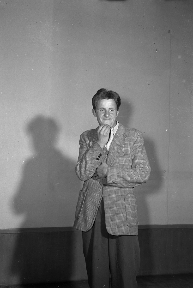 AUFs teatergruppe i Folkets Hus